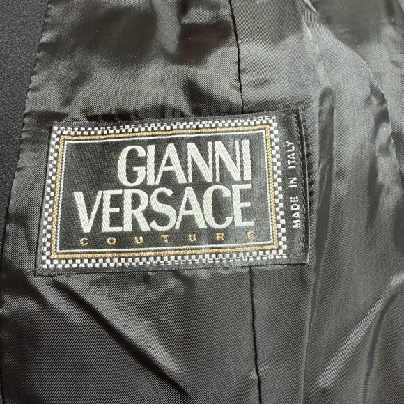 Gianni Versace Couture Fall/Winter 1994 Runway Black Cropped Boucle Jacket Sz S - Picture 15 of 16